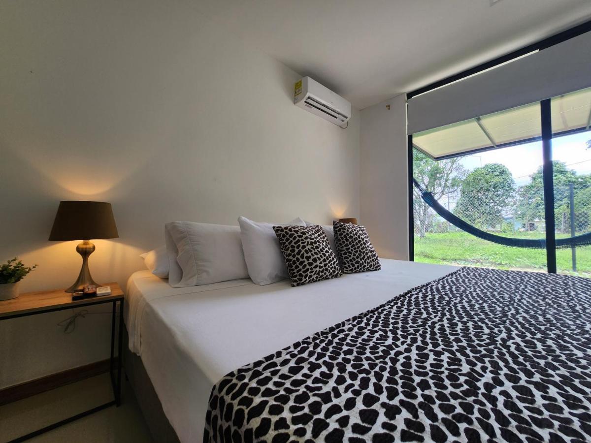 Amazonia Deluxe Lake Condo Летисия Экстерьер фото